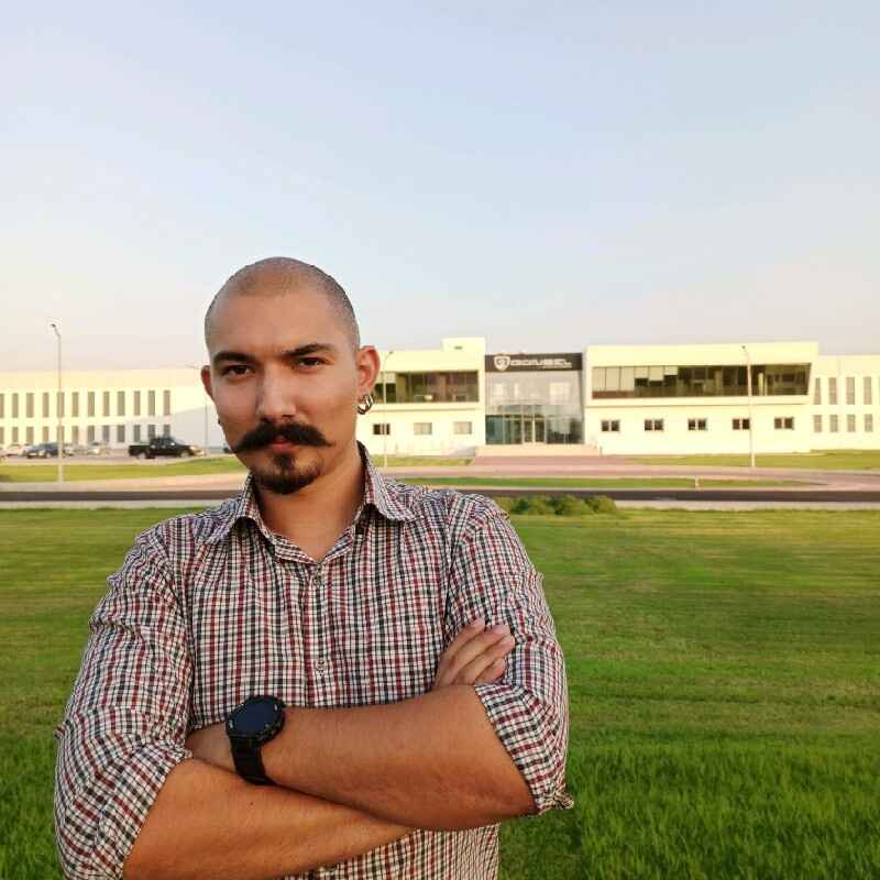  Güzel Sanatlar ve Tasarım Fakültesi Endüstriyel Tasarım Bölümü 2018 Mezunu Efe Çukur